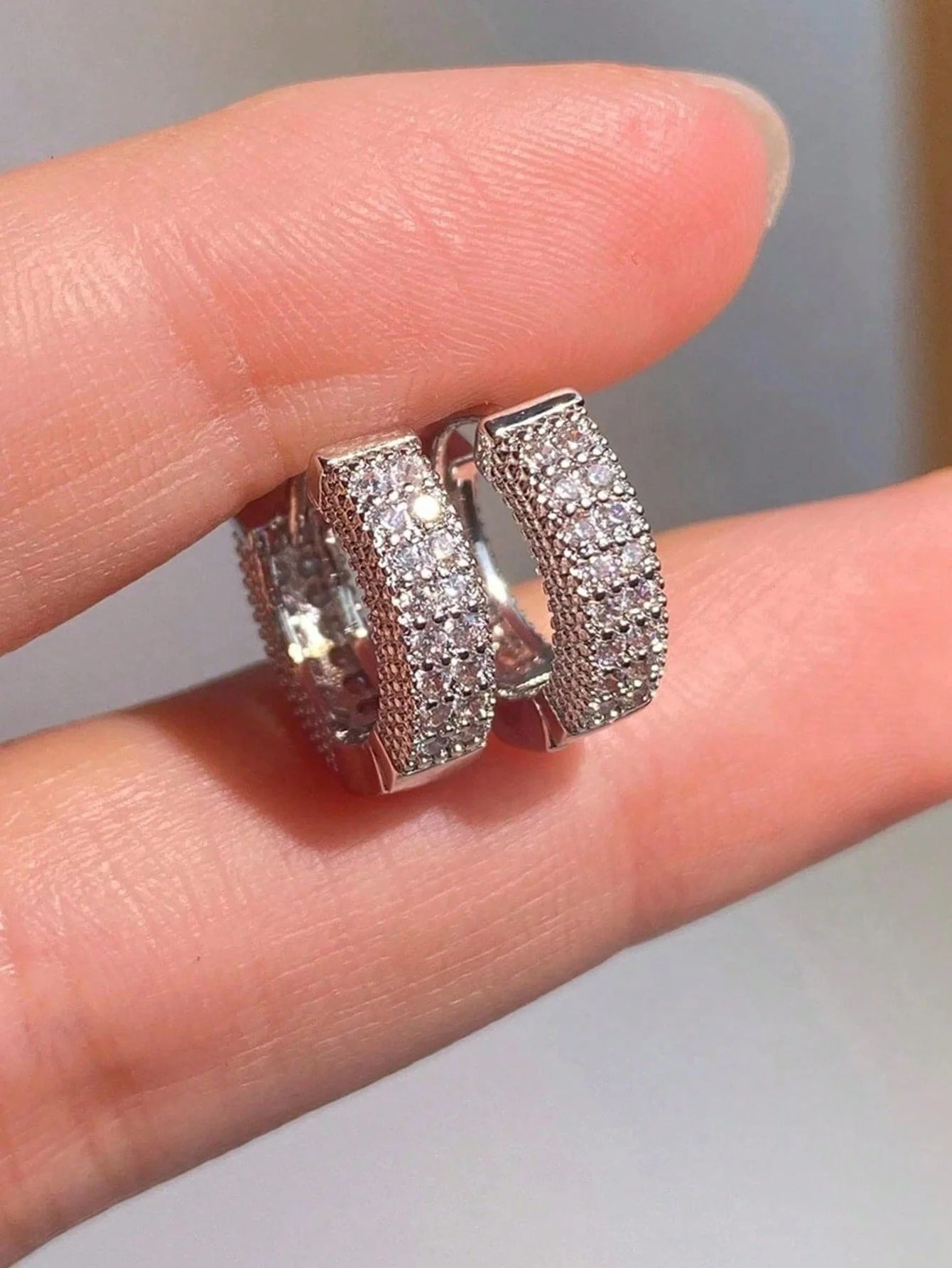 Cubic Zirconia Studded Hoop Ea - Men'S Fashion Jewelry recensione e prezzo
