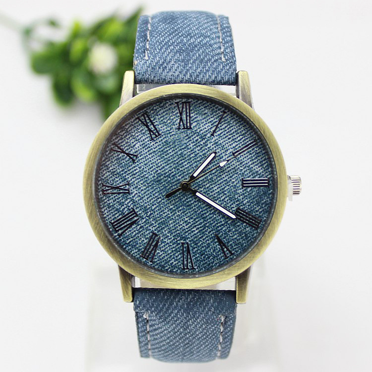 New Fashion Men Casual Quartz  - Men'S Fashion Magazine recensione e prezzo