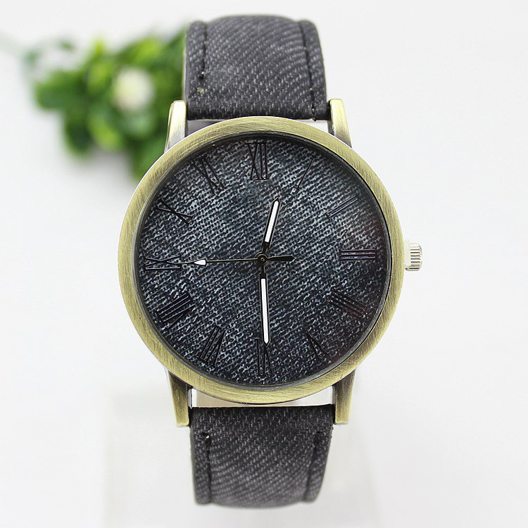 New Fashion Men Casual Quartz  - Men'S Fashion Magazine recensione e prezzo