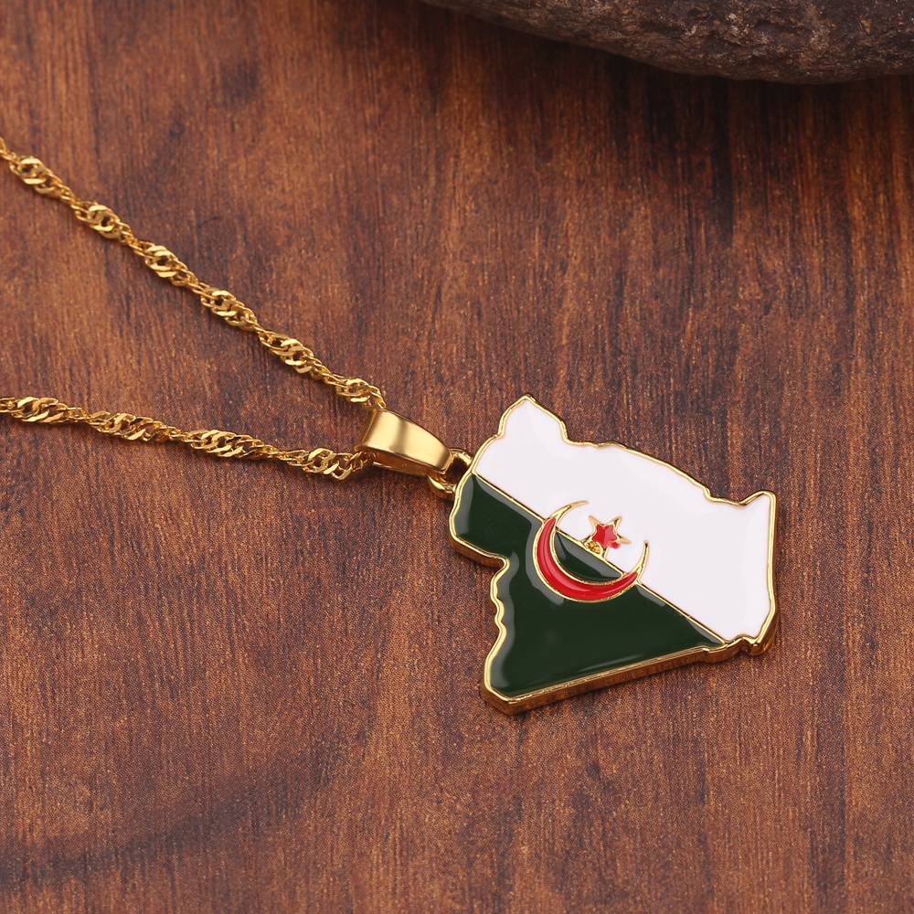 Fashion Trend World Map Neckla - Men'S Fashion Jewelry recensione e prezzo
